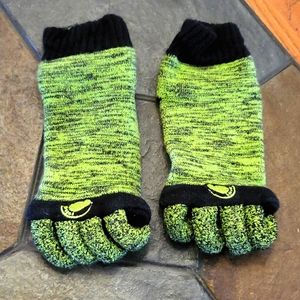 Separator Socks